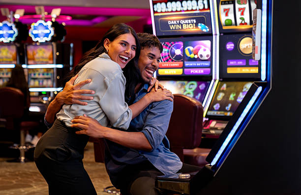 wolutoto Cash Out interface showing live bet value and cash-out button